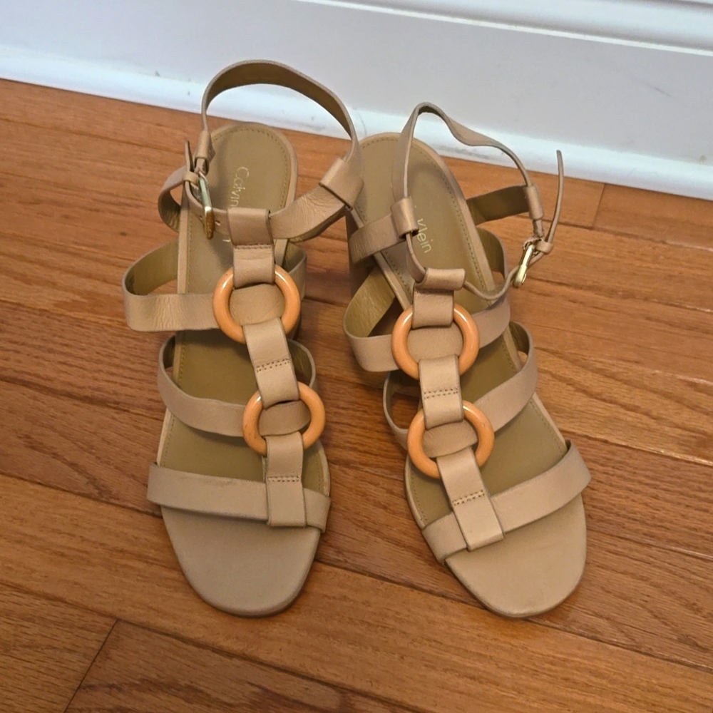 NWOT Clavin Klein Block Heel Sandle SIZE 10
